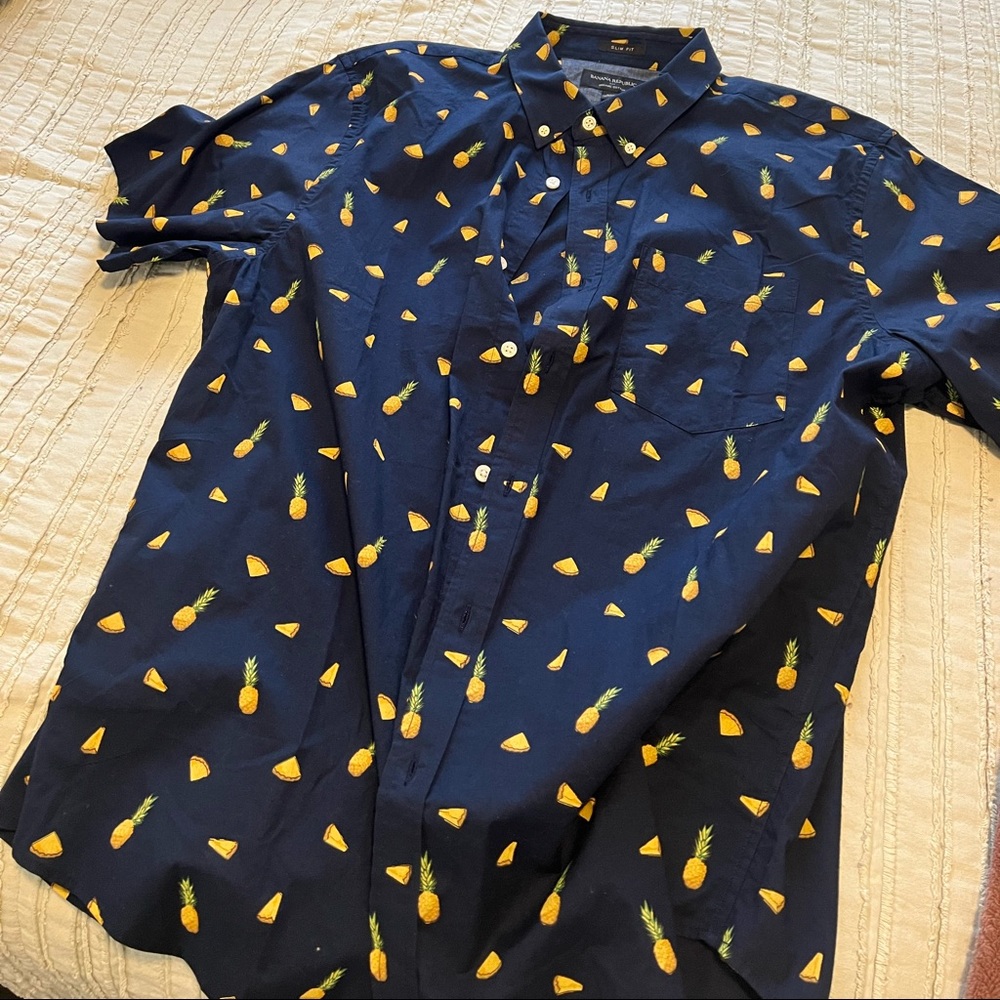 Banana Republic Short Sleeve Button Down (XL)